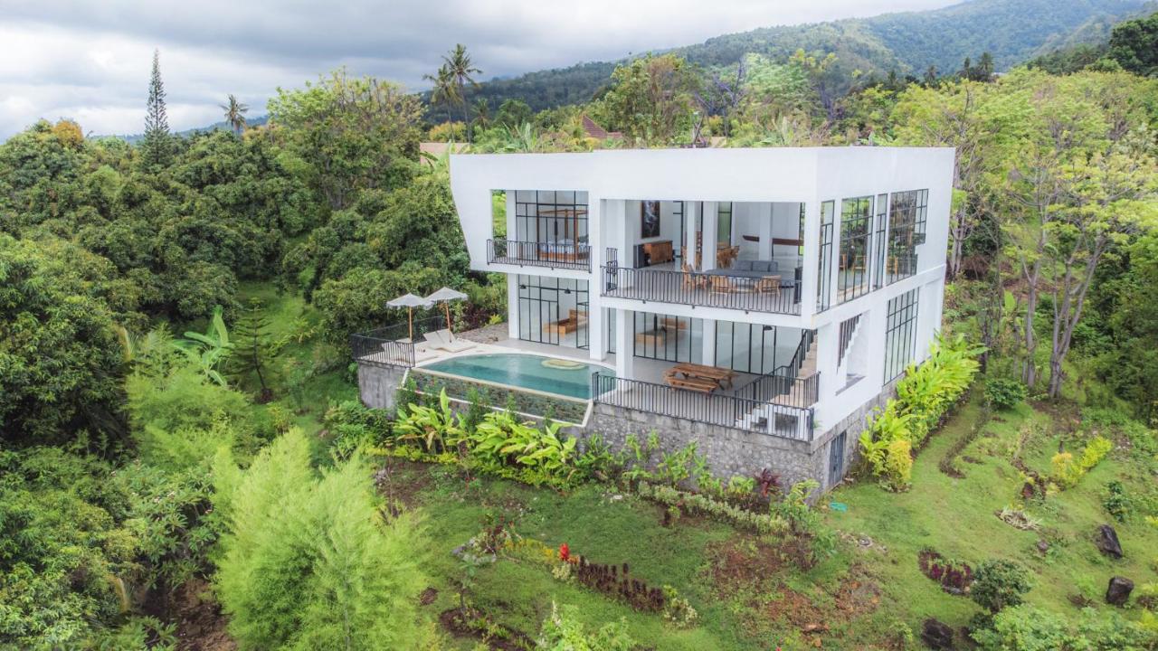 The Hacienda Lovina Villa Bagian luar foto