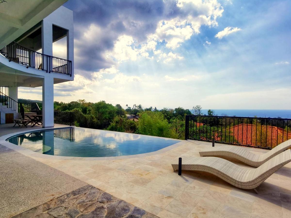 The Hacienda Lovina Villa Bagian luar foto