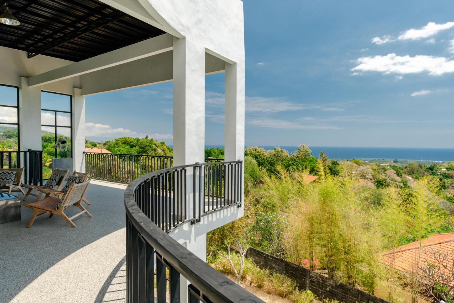 The Hacienda Lovina Villa Bagian luar foto