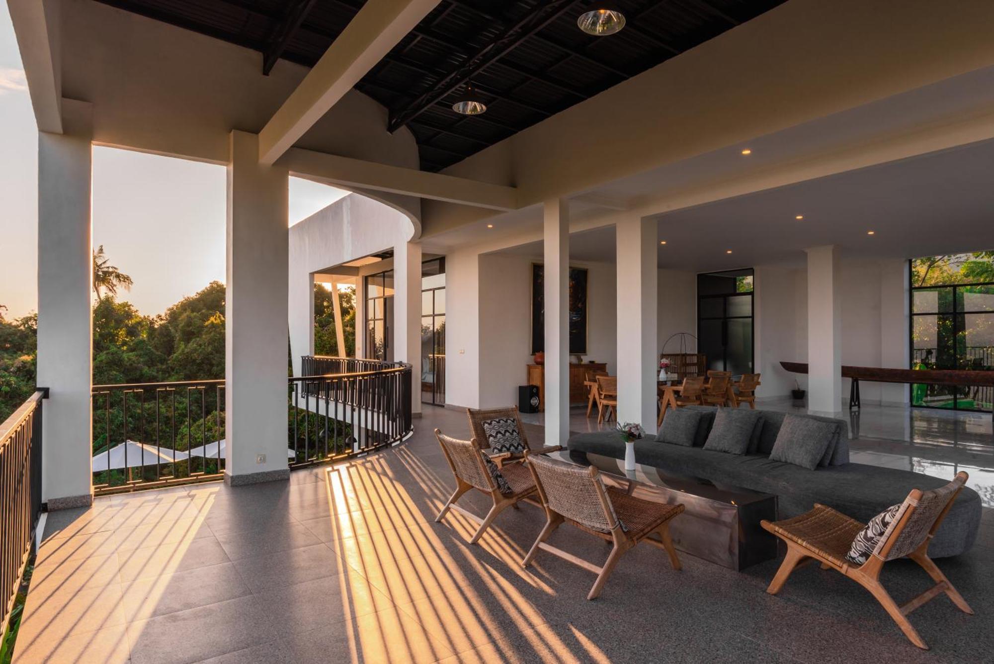 The Hacienda Lovina Villa Bagian luar foto