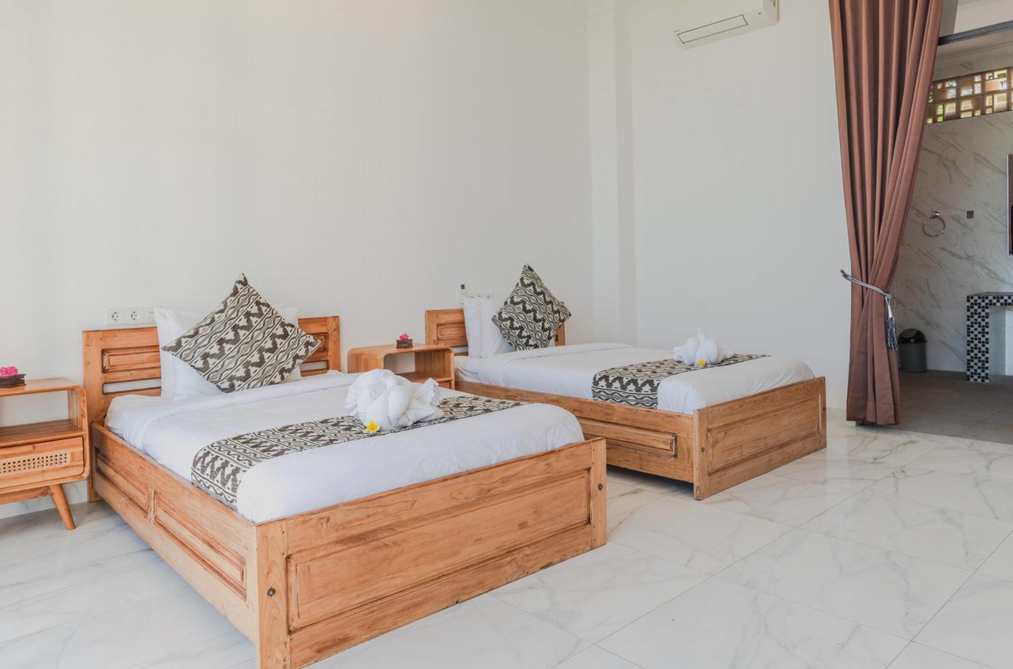 The Hacienda Lovina Villa Bagian luar foto