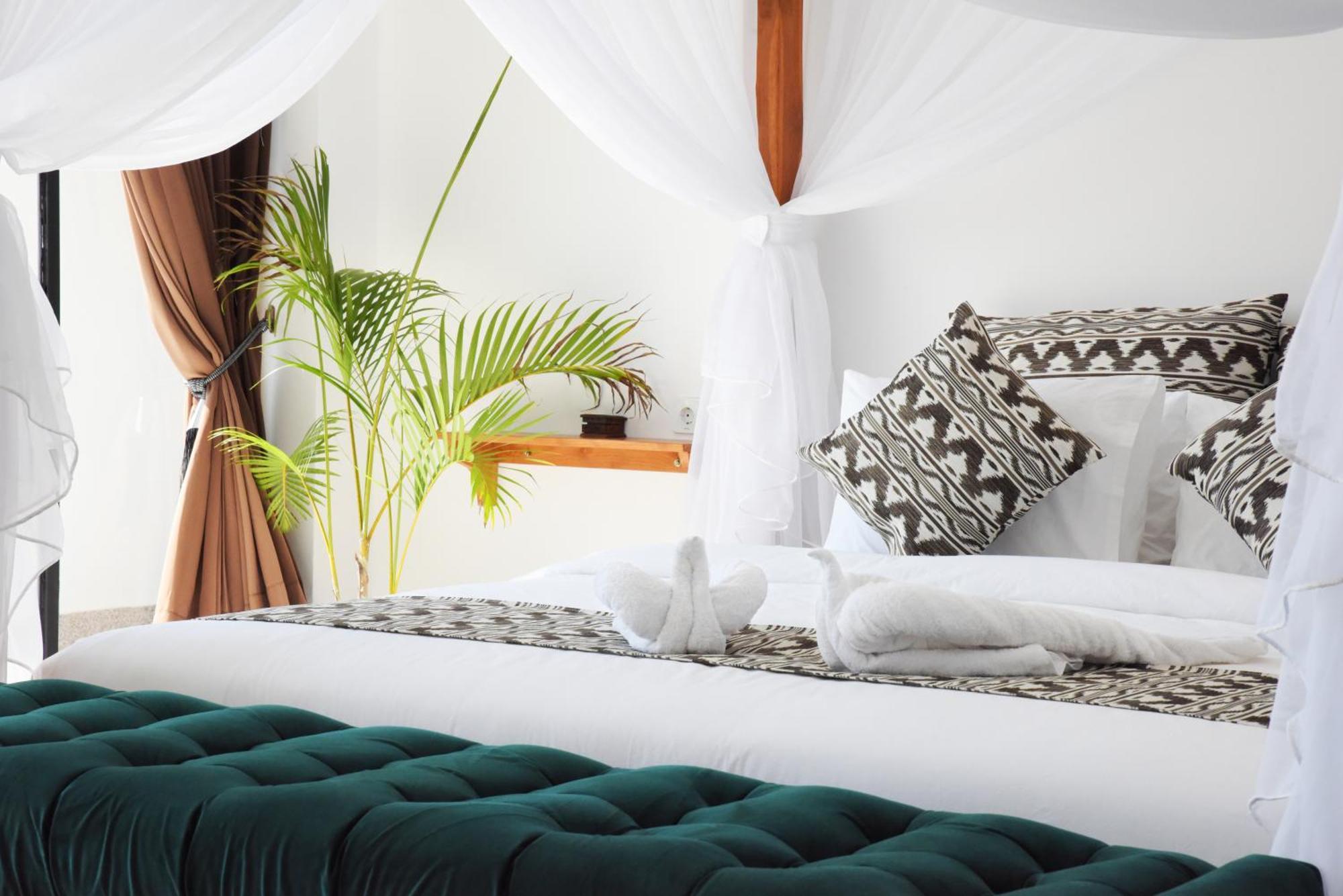 The Hacienda Lovina Villa Bagian luar foto