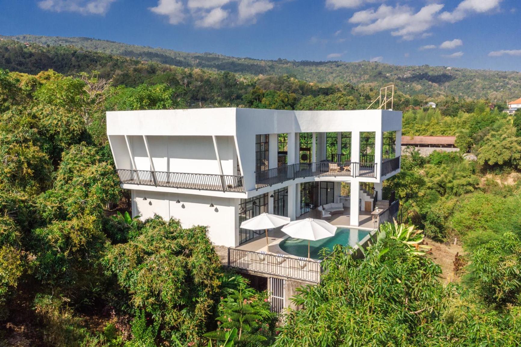 The Hacienda Lovina Villa Bagian luar foto